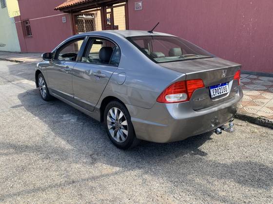 HONDA CIVIC 1.8 LXL 16V FLEX 4P AUTOMÁTICO